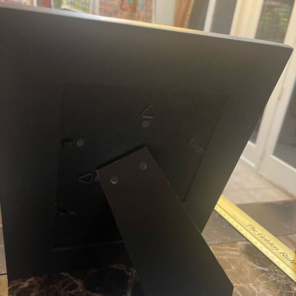 BLACK FRAME for 4X6 Photo or Art! - Picture 2 of 8